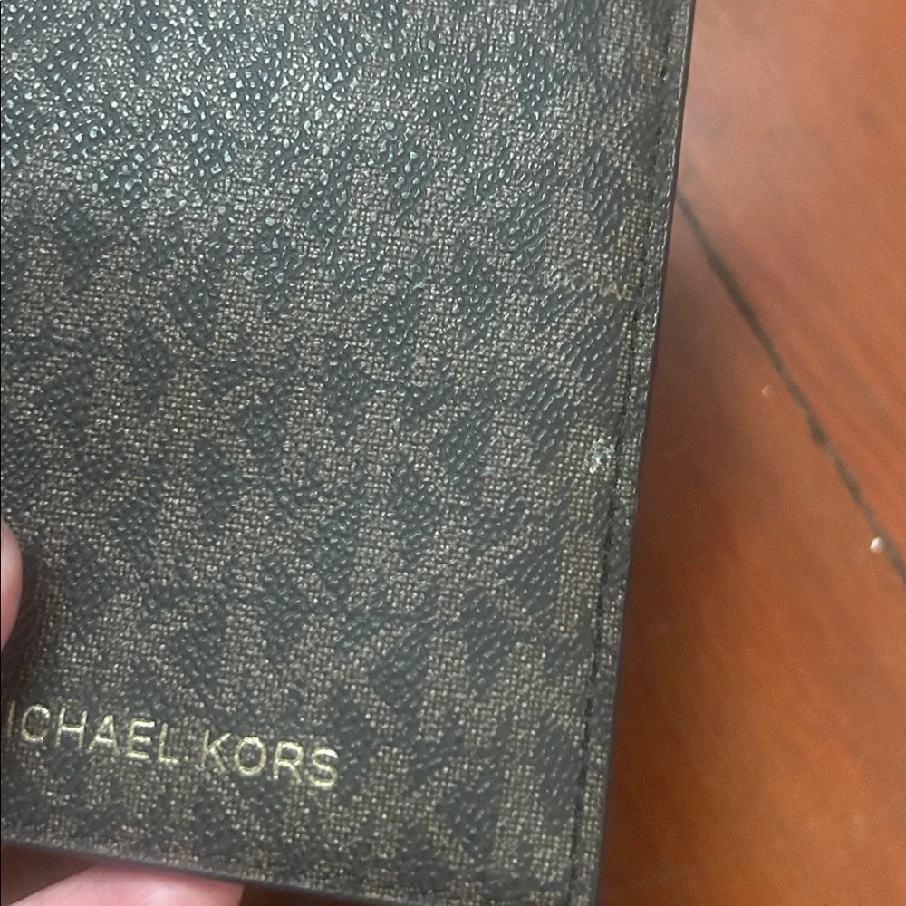 Michael Kors logo passport wallet